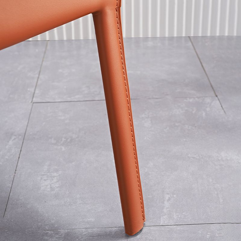 Silla de comedor de metal contemporáneo Comedor Silla individual con respaldo sólido y brazo