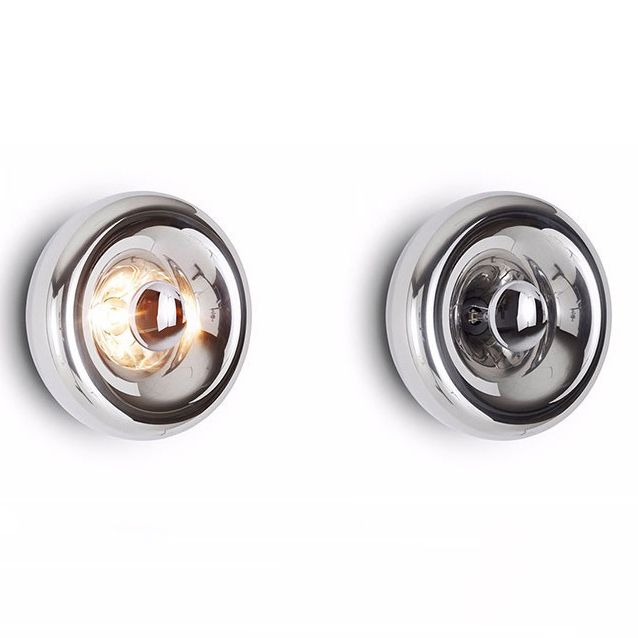 Postmodern Metal Wall Sconce Single Head Wall Mounted Light Fixture for Living Room