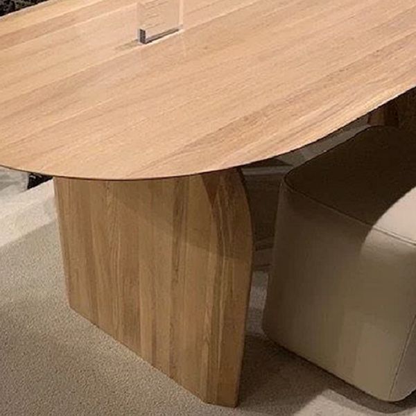 Ovaler Tisch Dichtungstisch zeitgenössischer Massivholz -Dinnerzimmer Tisch mit doppelter Sockel