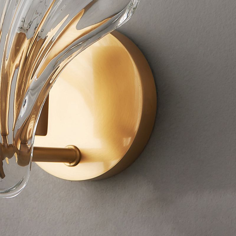 Nordic Style Wall Light Shell Shape Wall Lamp with Glass Shade for Bedroom