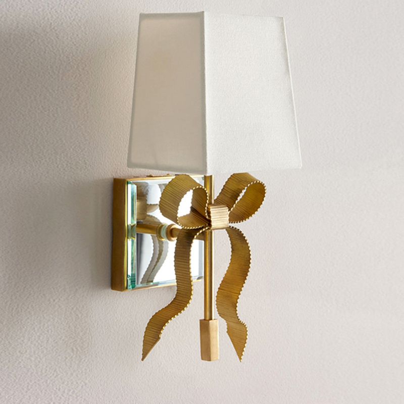 Mur de laiton moderne Light Bow-not-Shape Wall Sconce avec toile de jute naturelle pour le salon