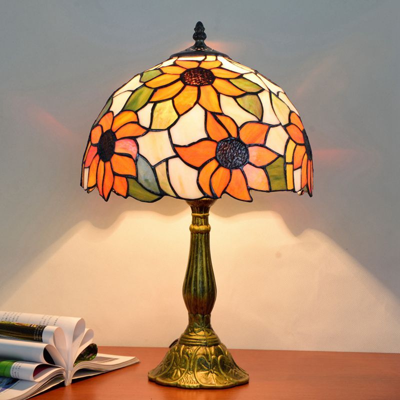 1��Head Table Lamp Decorative Dome Shade Stained Glass Nightstand Light for Living Room
