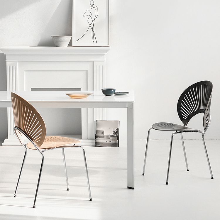 Chaise moderne en métal d'intérieur et d'extérieur, empilable, sans accoudoirs, à dossier ouvert, pour salle à manger