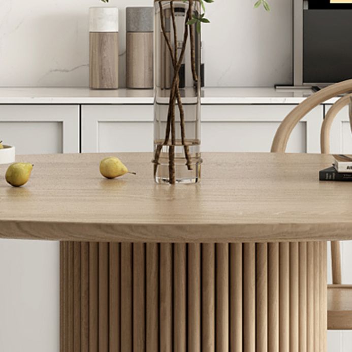 Modern Round Dining Table Pine Solid Wood Pedestal Dining Table in Natural