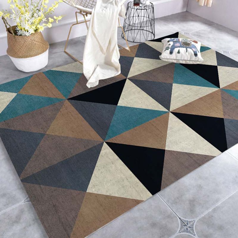 Brown Modern Teppich Polyester Dreieck Teppich Waschbar Teppich für Wohnzimmer