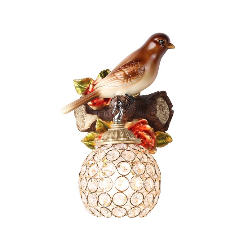 Éclairage d'éclairage de mur d'oiseau droit / gauche Lodge Style Resin 1 Lumière Lumière Lumière avec Crystal Global Shade in Brown