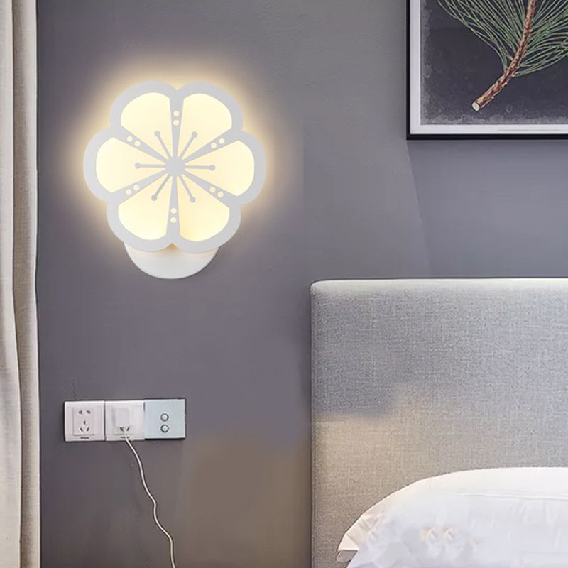 Modern Flower Shape Wall Light Sconces White 1 Light Sconces Light for Living Room