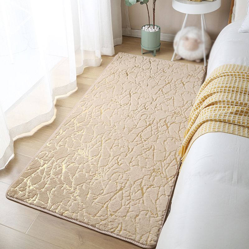 Alfombra gráfica de color púrpura poliéster simple alfombra de respaldo sin deslizamiento para dormitorio