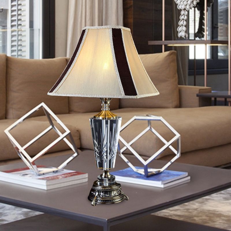 Lampada da notte semplice con campana a pannelli, lampada da comodino in tessuto a 1 luce in grigio con accenti di cristallo