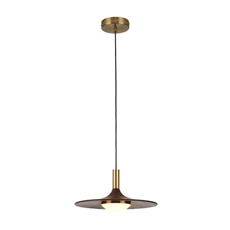 Le lampadario a sospensione a sospensione contemporanea con tonalità piatto in legno.