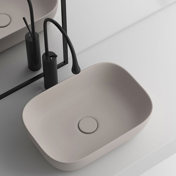Modern Bathroom Sink Pop-Up Drain Porcelain Solid Color Oval-Shape Vessel