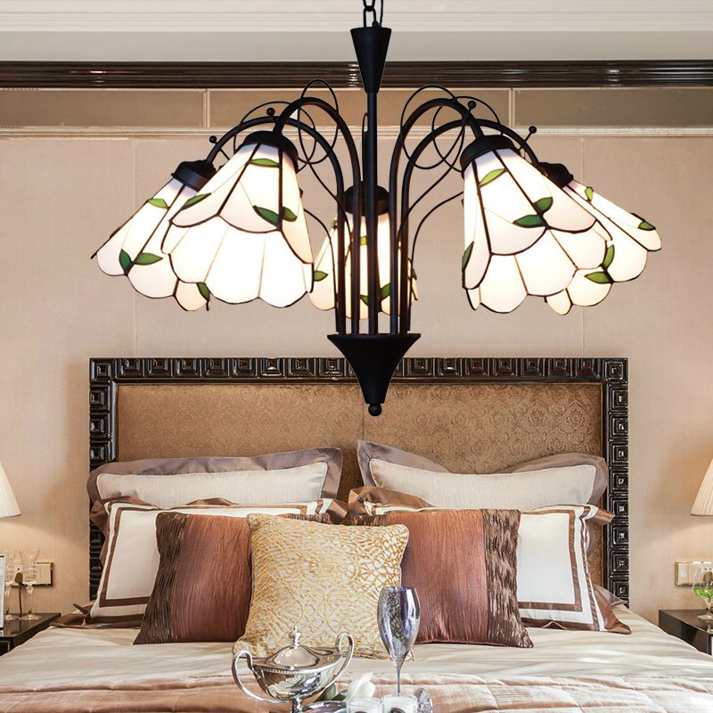 Gebrandschilderd glazen blad kroonluchter licht met metalen ketting 5 lichten rustiek hanglamp in beige voor slaapkamer