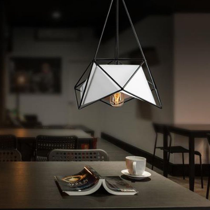 Lámpara colgante de polígono contemporáneo con tono de alambre de metal 1 Luz de comedor de comedor ligero en negro/blanco/negro Gold