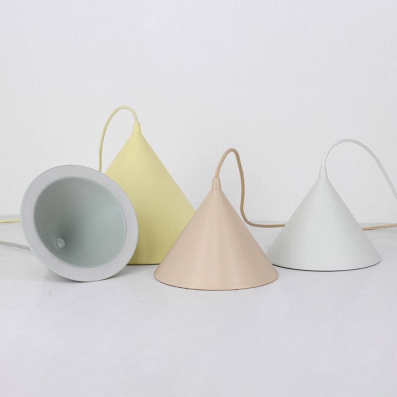 Dinning Room LED Hanging Light Fixture Simple Style Hanging Ceiling Light with Cone Metal Shade