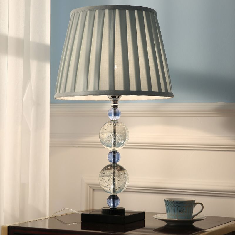 Lampada da tavolo moderna con poliedri/sfere sfaccettate, 1 lampadina, lampada da comodino in cristallo trasparente con paralume plissettato