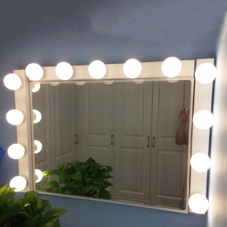 Metal Geometric Bath Light Contemporary Style Multi Lights Vanity Light Fixture