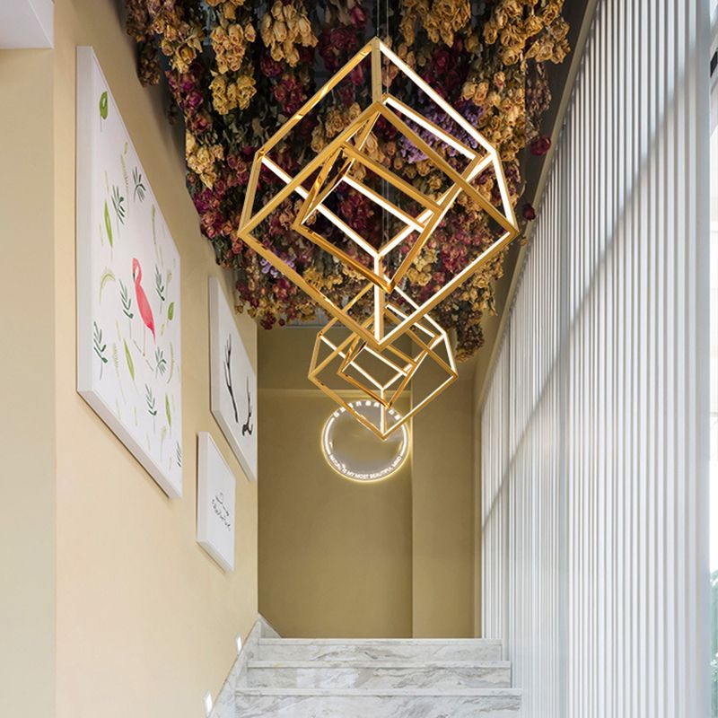 Lampe à suspension géométrique nordique Aluminium Salon LED Pendard Lightture en or