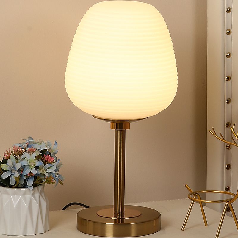 Flowerbud-Glas Nachttisch Lampen Einfachheit 1 Lichttisch Licht für Wohnzimmer
