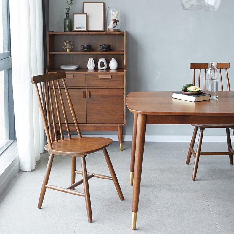 Traditionele luxe rechthoekige eettafel Rubberhouten eettafel met 4 poten