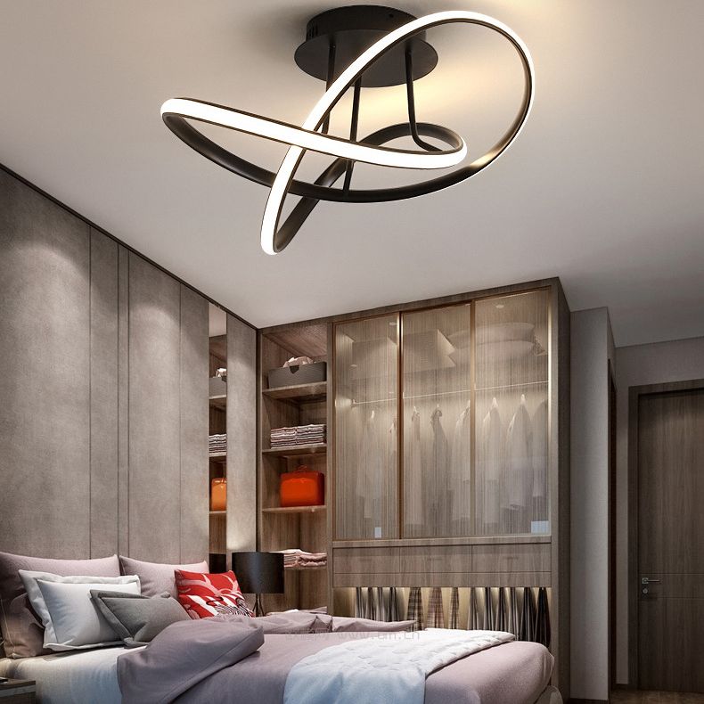 Acrilico a spirale vicino all'illuminazione del soffitto Simple Light Light Sequent'anni