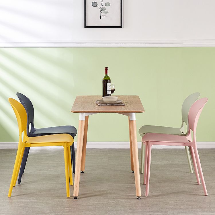 Chaise de salle à manger en plastique contemporain Open Dining Dining Side Ammless Chaise pour cuisine