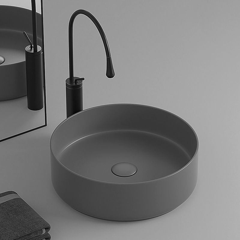 Round Porcelain Bathroom Sink with Shut-Off Valve Vessel Sink