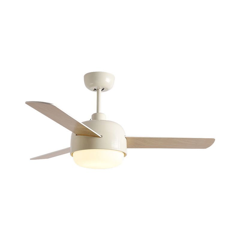 Ligera de semi rascillo de domo LED de 36 "de ancho con acabado blanco/negro Lámpara de techo de metal con 3 cuchillas de madera