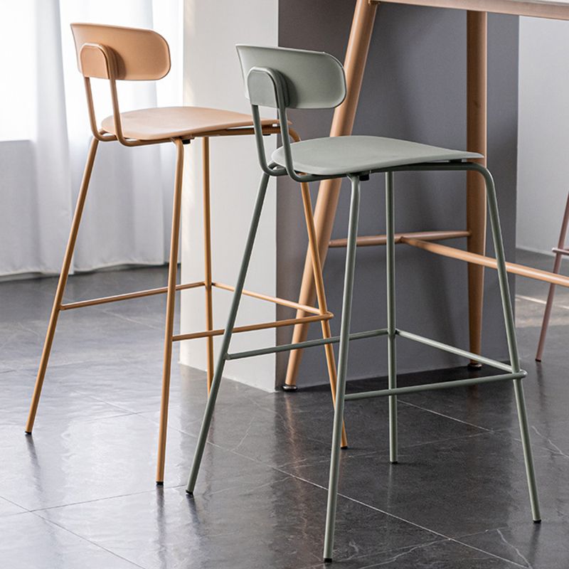 Moderne Plastiksitze Barstool Metal 4 -Legs Barhocker für Innenräume, 2 -Set von 2