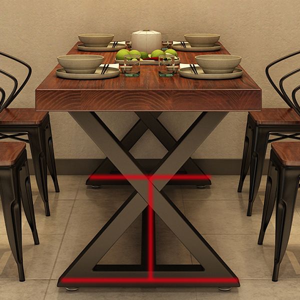 Table de la salle à manger du rectangle industriel Table en bois massif avec base de chevalets noirs