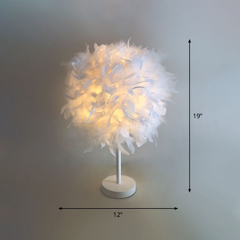 Federkugel Nachttisch leichter nordischer Stil 1-Licht weiße Tischlampe für Schlafzimmer