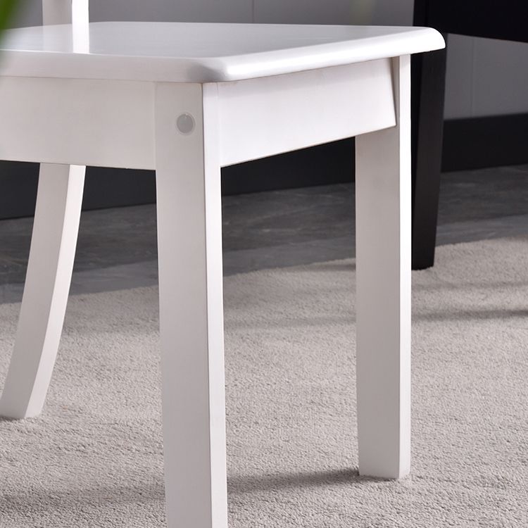 Inicio Sillas de comedor sin brazos Silla lateral con respaldo de listones y patas de madera (juego de 2)
