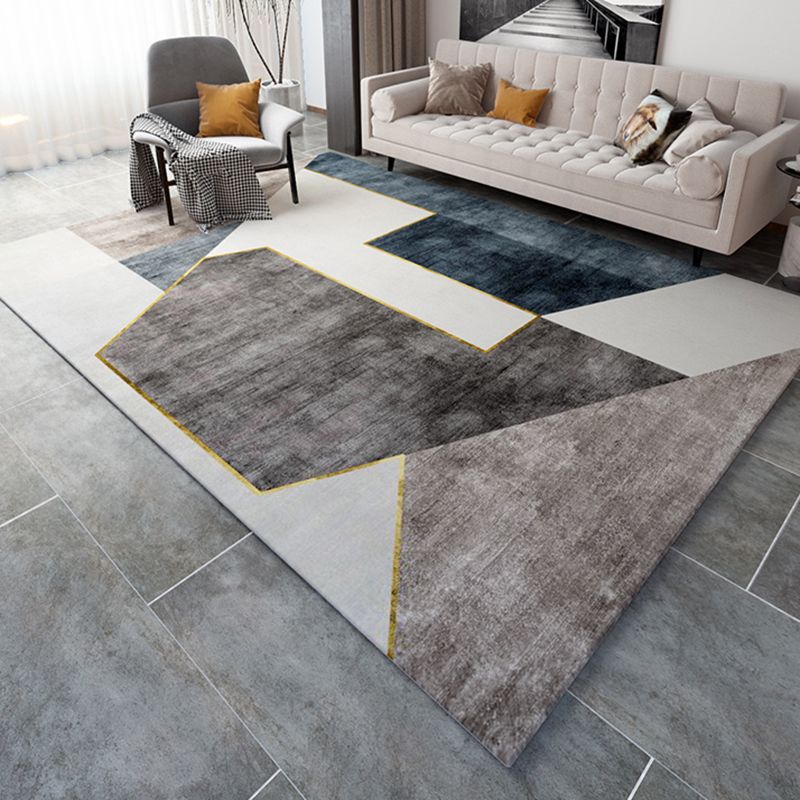 Modern Grey Area Carpet Geometric Pattern Polyester Area Rug Stain Resistant Rug for Living Room