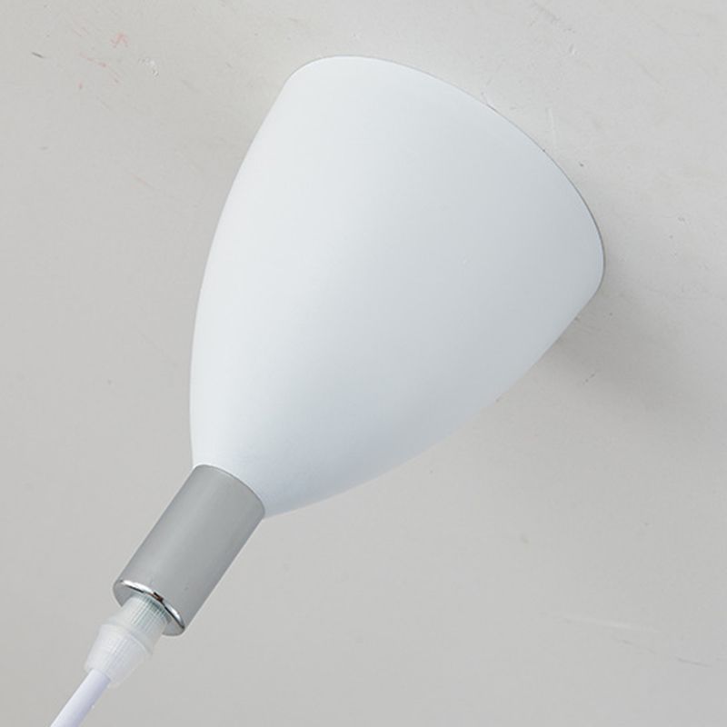 Salle d'éclairage de suspension en métal moderne à une lumière