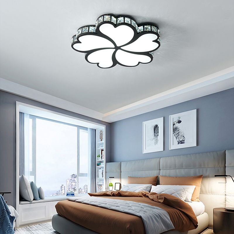 Éclairage encastré en métal Clover avec plafonnier contemporain à LED en cristal K9 transparent en noir/blanc
