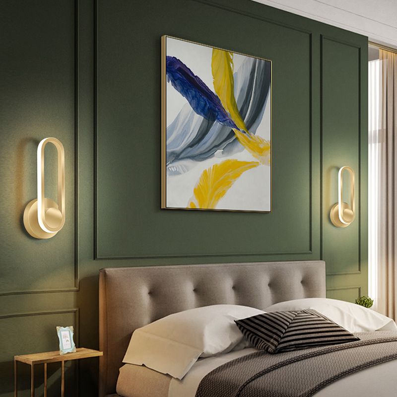 Modern Creative LED Rotatable Wall Lamp Wrought Iron Oblong Wall Sconce with Silicone Shade