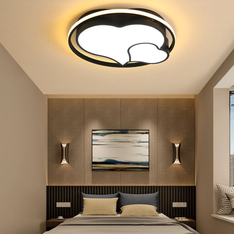 Nordic Heart Shape Ceiling Mount Light 3-Light Bedroom Ceiling Lamps with Acrylic Shade