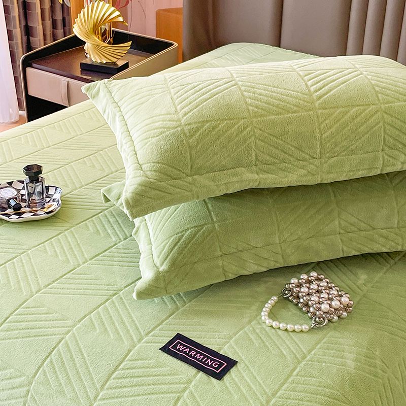 Sheet Sets Flannel Solid Color Wrinkle Resistant Breathable Ultra Soft Bed Sheet Set