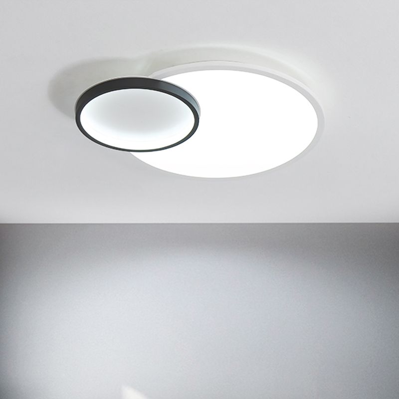 Round Flush Mount Modern Acryl Led Zwart en White Flush Light Fixture met verzonken Diffuser in Wit/Warm/Natural Light, 16 "/19.5" Wide