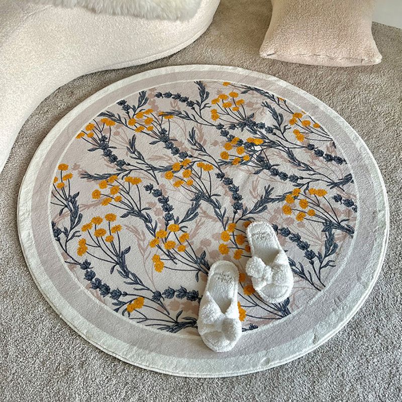 Light Gray Simple Carpet Polyester Plant Carpet Washable Carpet for Home Decor