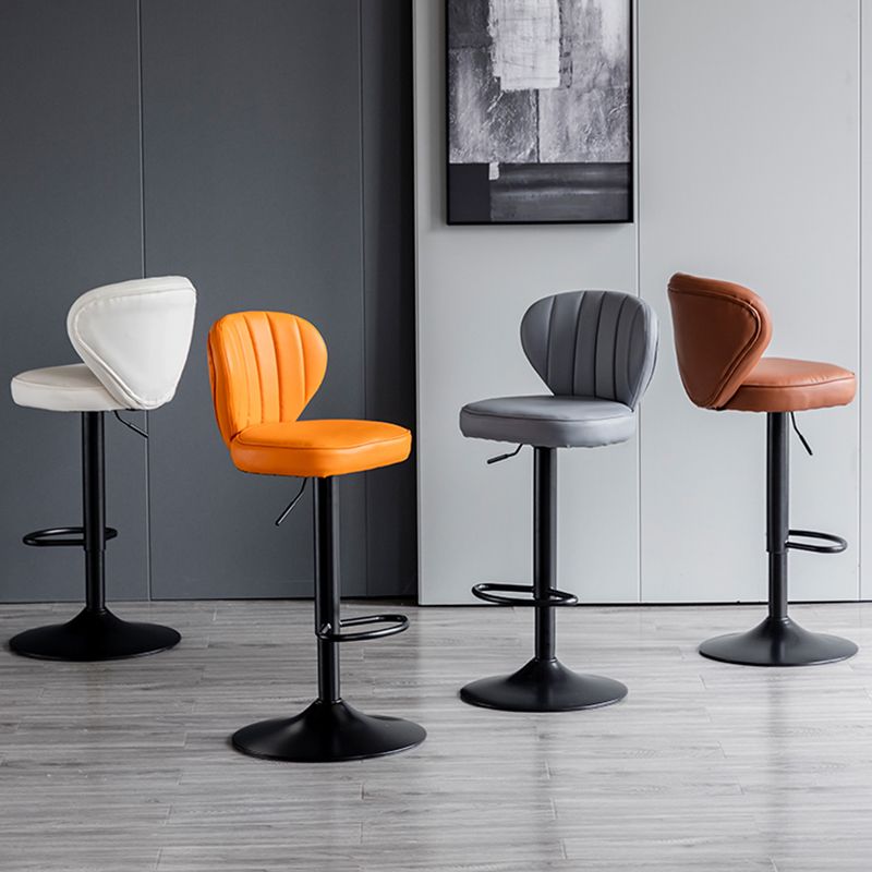 Contemporary Leather Swivel Barstool Indoor Bar Stool with Iron Legs and Low Back