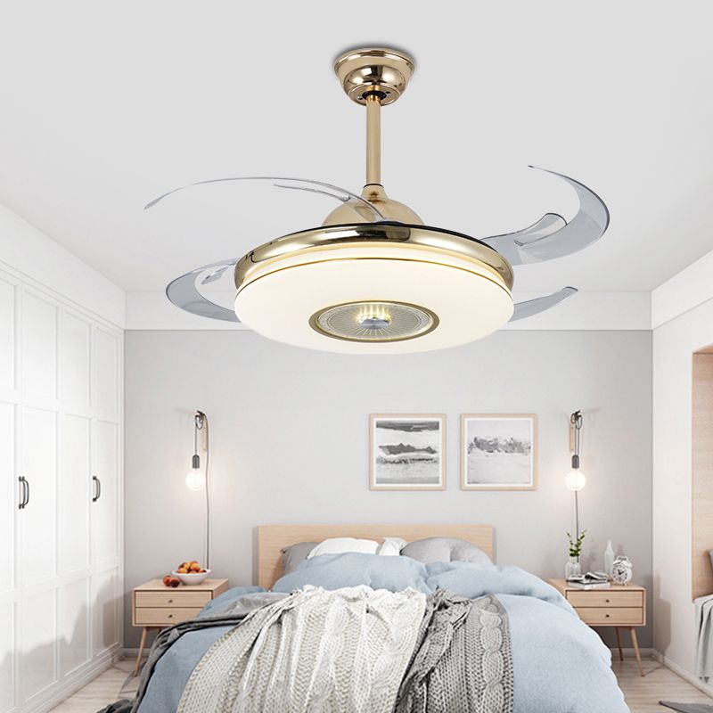 Acrylronde Semi Flushmount moderne slaapkamer 48 "brede LED -hangende ventilator verlichtingsarmatuur in nikkel/goud met 4 messen