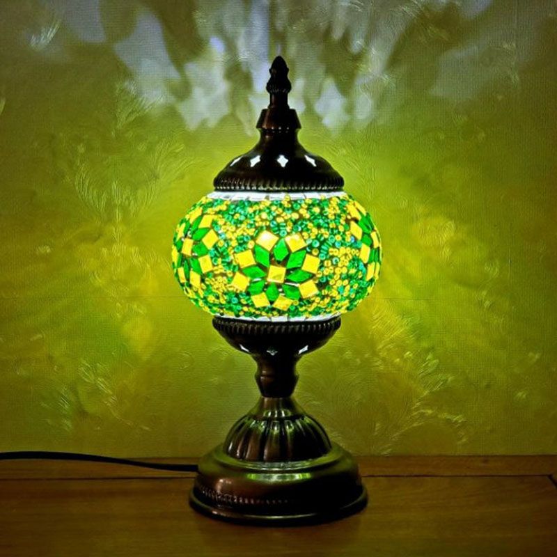 Turkish Oblate Nachttischlampe Single-Bulb-Glasschifftischleuchte für das Restaurant
