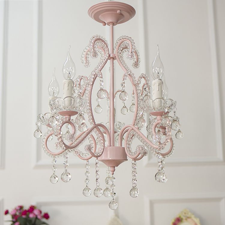 Geometrischer Kronleuchter -Anhänger Licht mit Kristallperlen Akzent Macaron 5 Lichter Deckenheizlicht in Rosa