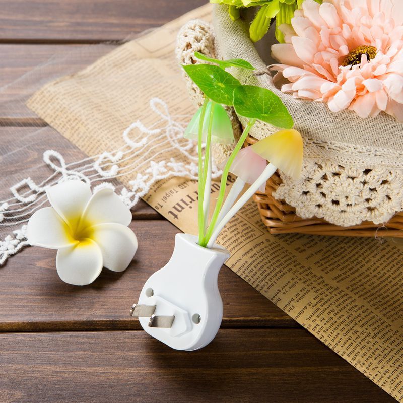 Lotus Leaf 7 Color Changing Nightlight Art Deco Plastic Multicolored LED Wall Lamp with Plug