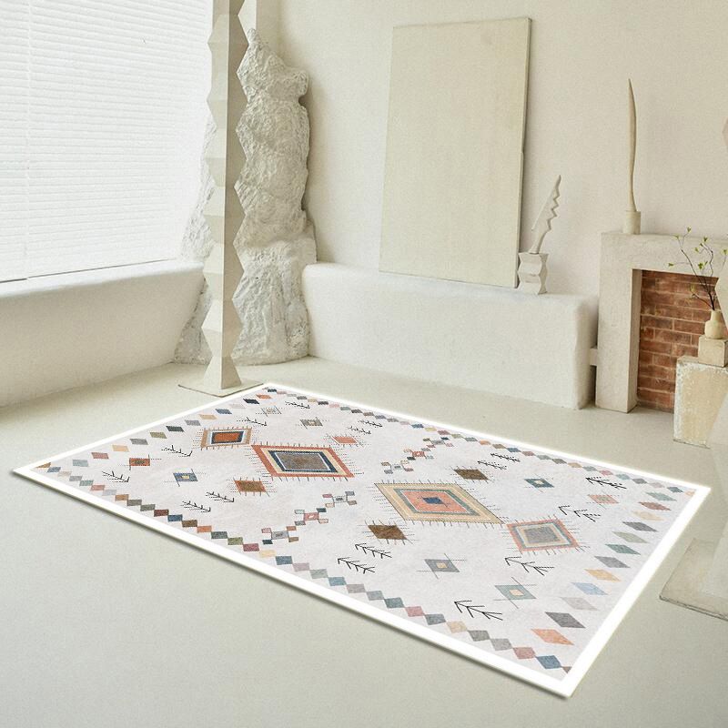 White Modern Rug Polyester Graphic Rug Stain Resistant Rug for Home Decoration