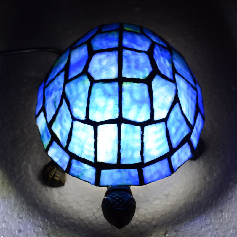 Turtle Shaped Nightstand Lamp Tiffany Style Stained Glass 1-Light Bedside Table Light