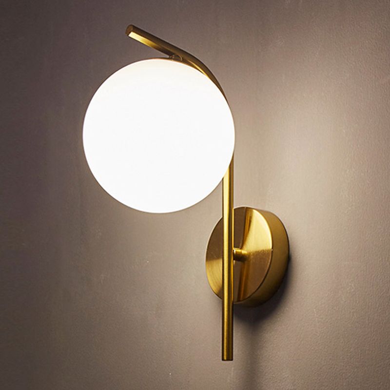 Zeitgenössische globale Wandmontagleuchte Milchglas Wandmontagelampe für das Restaurant