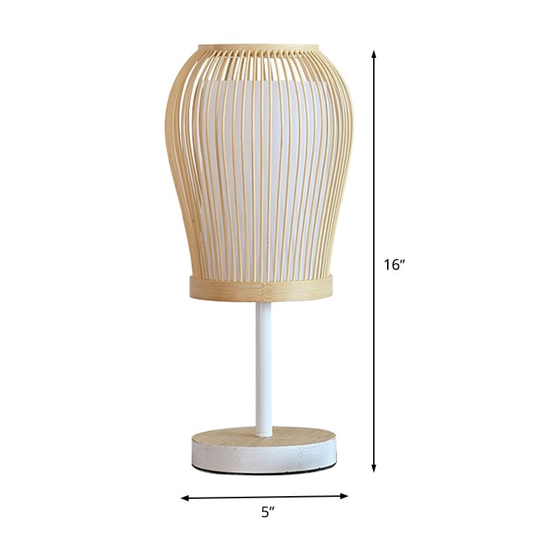 Japanische 1 -Kopf -Aufgabenbeleuchtung beige gebogene Schreibtischlampe mit Bambusschatten für Bett