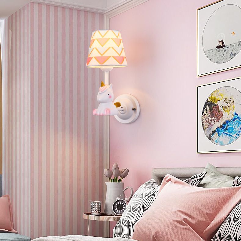 Modern Creative Wall Lamp Resin 1-Light Wall Light for Children's Room
