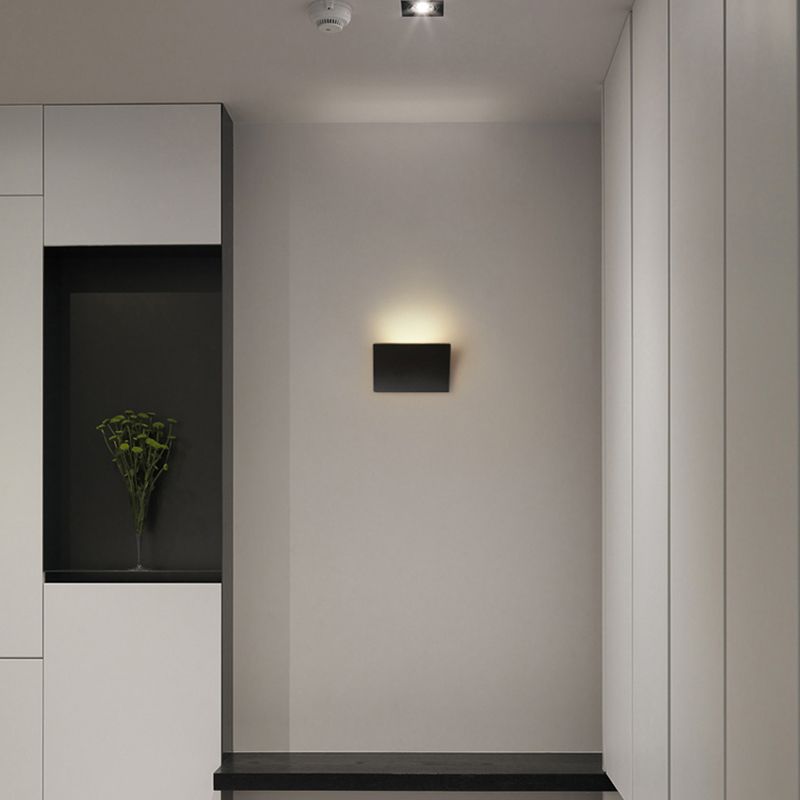 Square Shade Metal Wall Sconce Modern Style 1-Light Wall Mount Lighting